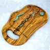 Deska ozdobna z drewna oliwnego i chryzokoli 38 cm – eleganckie serwowanie i unikalny styl | Woodenthick