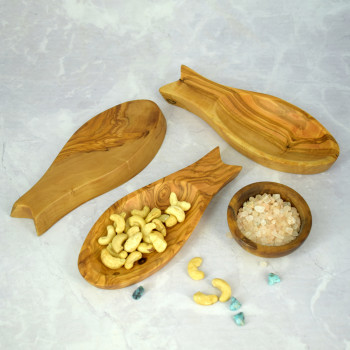 Fish-Shaped Serving Dish 22 cm – Olive Wood, Snacks, Nuts, Gift