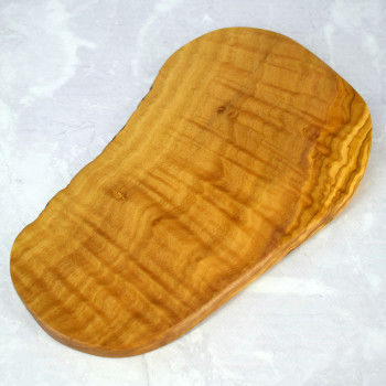 Olive Wood Cutting Board 28,5 cm – Handcrafted, Kitchen, Gift