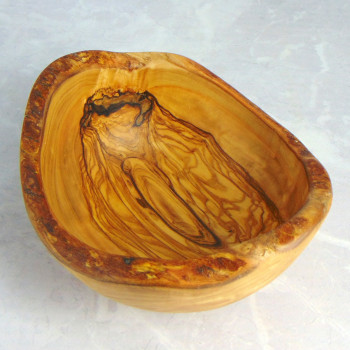 Miska drewniana 18 cm – drewno oliwne, przekąski, orzechy, dekoracja